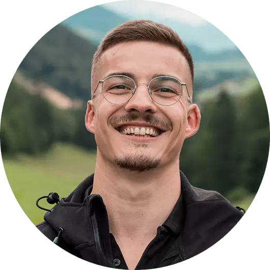 Josua Von Reding – Co-Founder, Adventurly